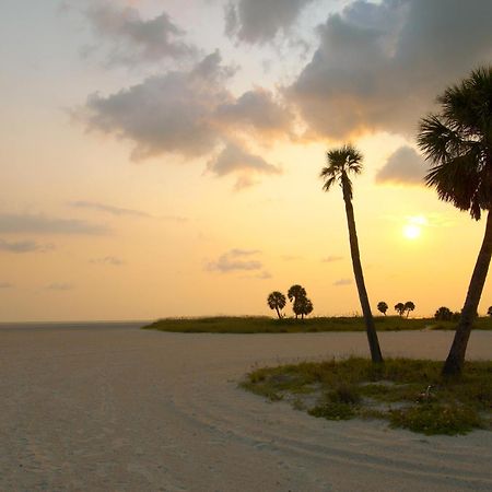 סיינט פיט ביץ' South Beach Oceanfront Resort מראה חיצוני תמונה