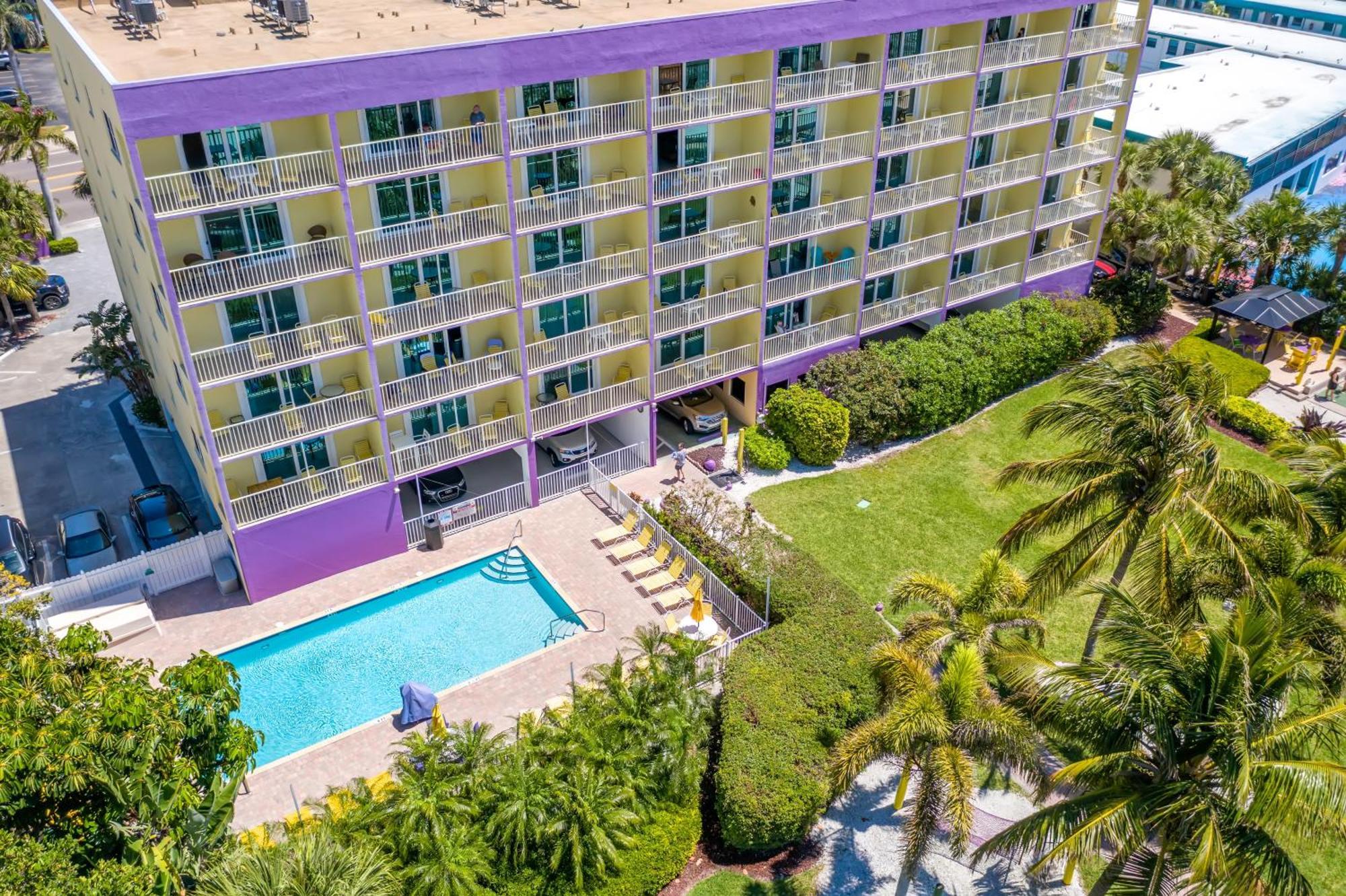 סיינט פיט ביץ' South Beach Oceanfront Resort חדר תמונה