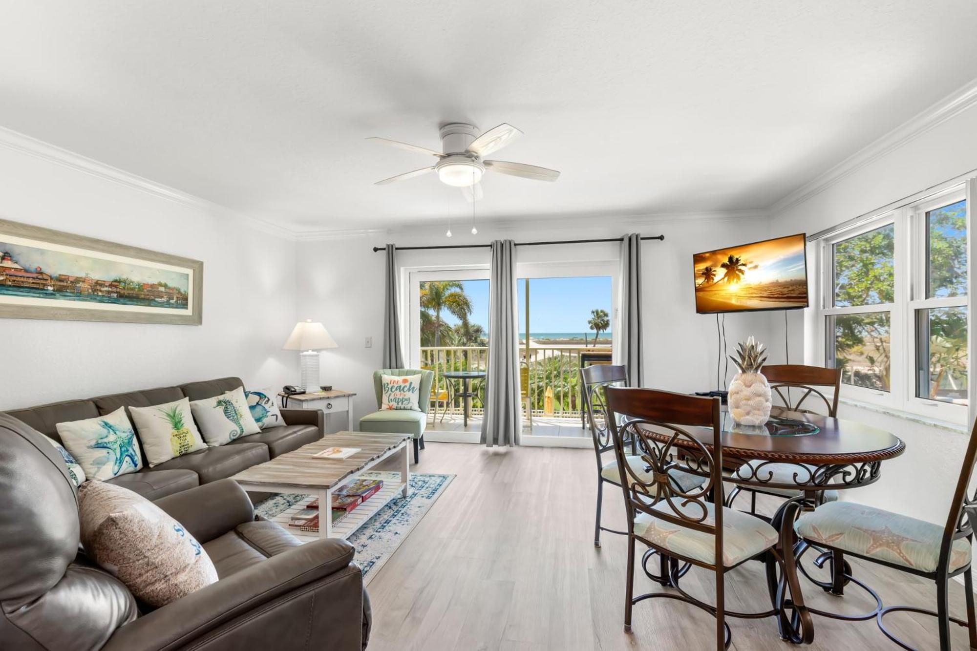 סיינט פיט ביץ' South Beach Oceanfront Resort חדר תמונה